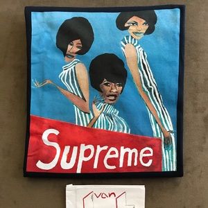 Supreme Group Tee